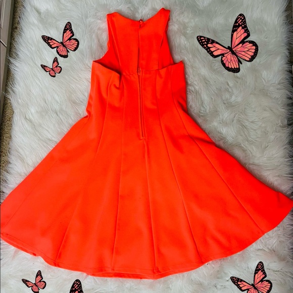 Girls Dress - Picture 2 of 2